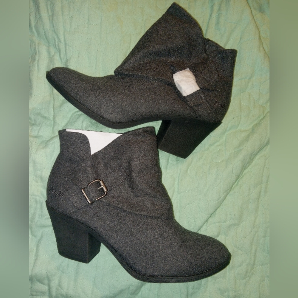 New Dark Grey Flannel Blowfish Booties Women's Size 11
